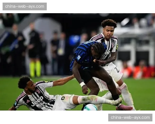 意甲争四大战:尤文图斯1-0力克AC米兰,重回前四